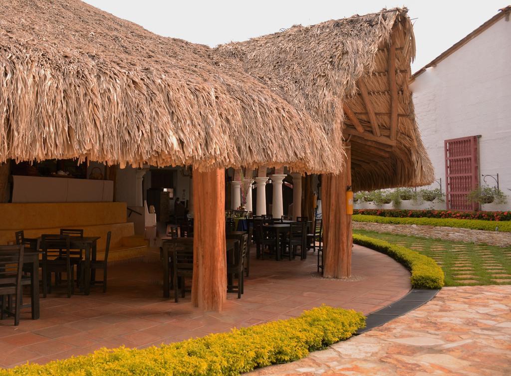 Hotel Santa Barbara Colonial - Санта-Фе-де-Антьокия Экстерьер фото