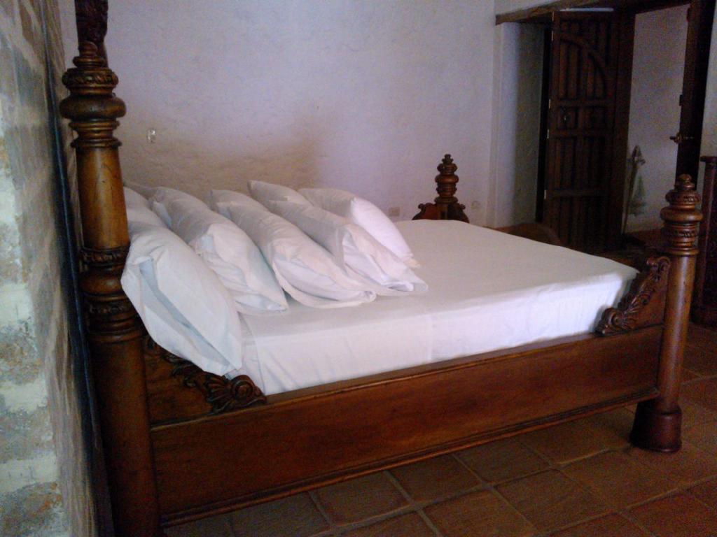 Hotel Santa Barbara Colonial - Санта-Фе-де-Антьокия Номер фото