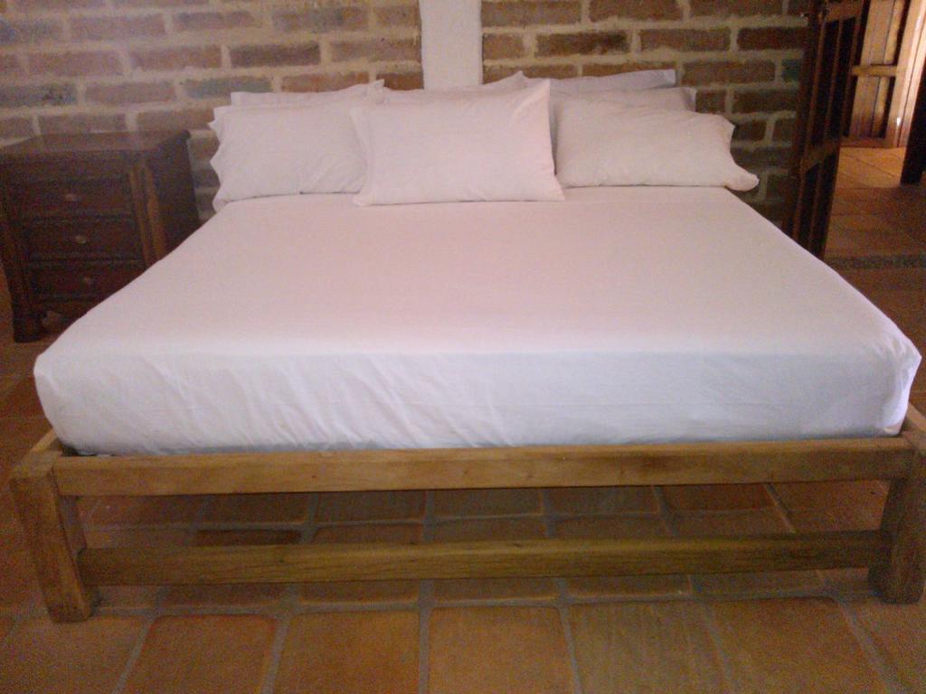Hotel Santa Barbara Colonial - Санта-Фе-де-Антьокия Номер фото