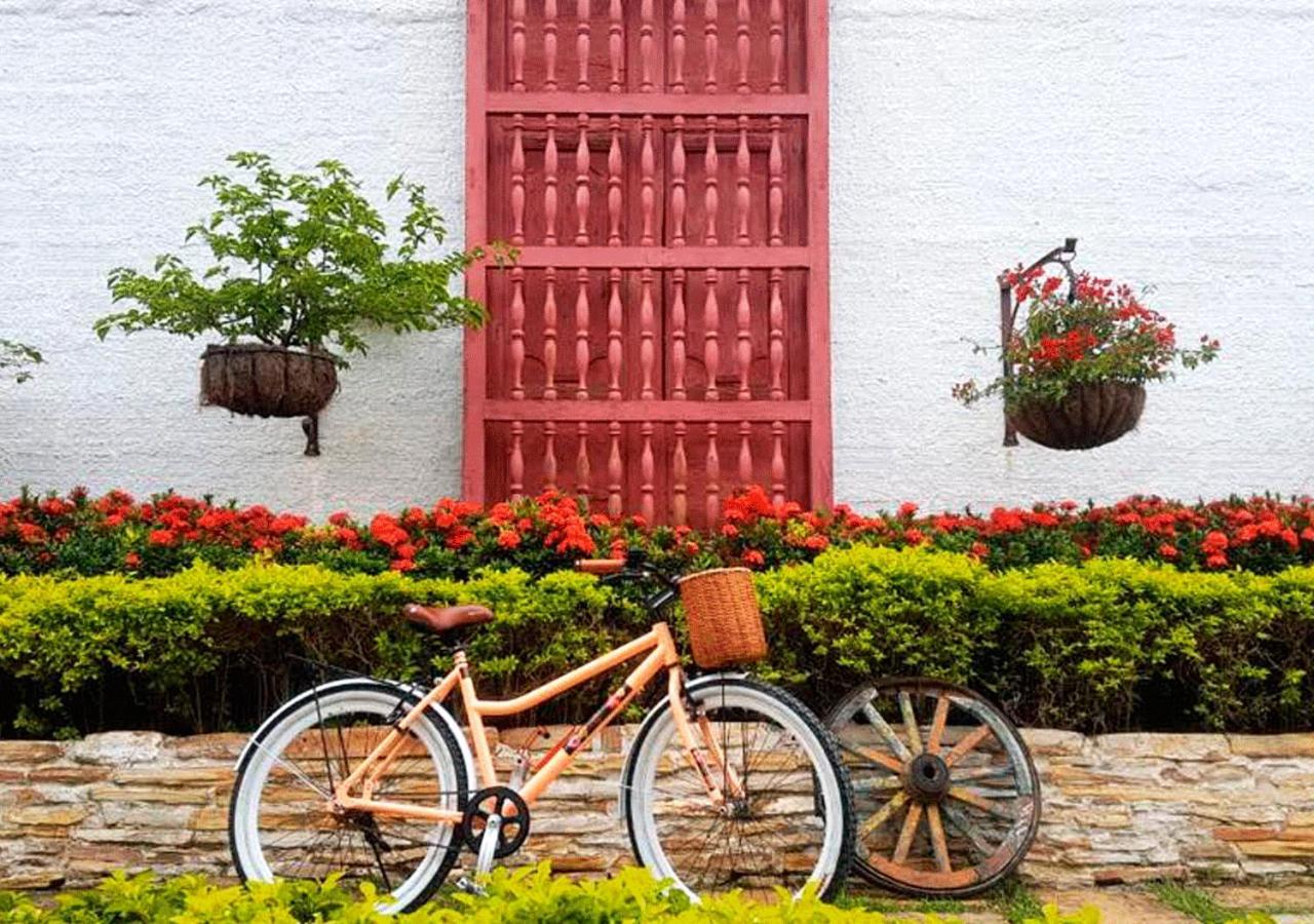 Hotel Santa Barbara Colonial - Санта-Фе-де-Антьокия Экстерьер фото