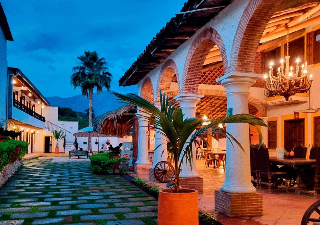 Hotel Santa Barbara Colonial - Санта-Фе-де-Антьокия Экстерьер фото