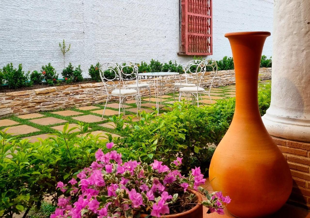 Hotel Santa Barbara Colonial - Санта-Фе-де-Антьокия Экстерьер фото